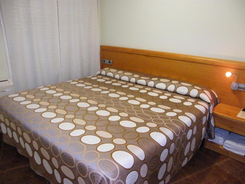 Amolls Restaurant I Habitacions Olot Quarto foto
