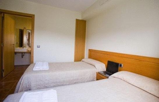 Amolls Restaurant I Habitacions Olot Quarto foto